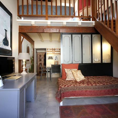 Nostradamus Apartment แซ็งต์-เรมีย์-เดอ-โพรวองซ์ ภายนอก รูปภาพ